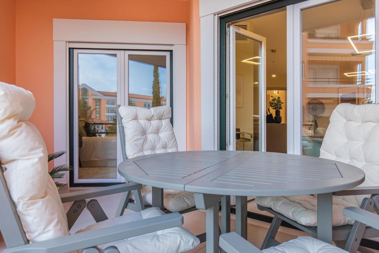 Deluxe 2Bdr Apartment In Carcavelos By Lovelystay Buitenkant foto