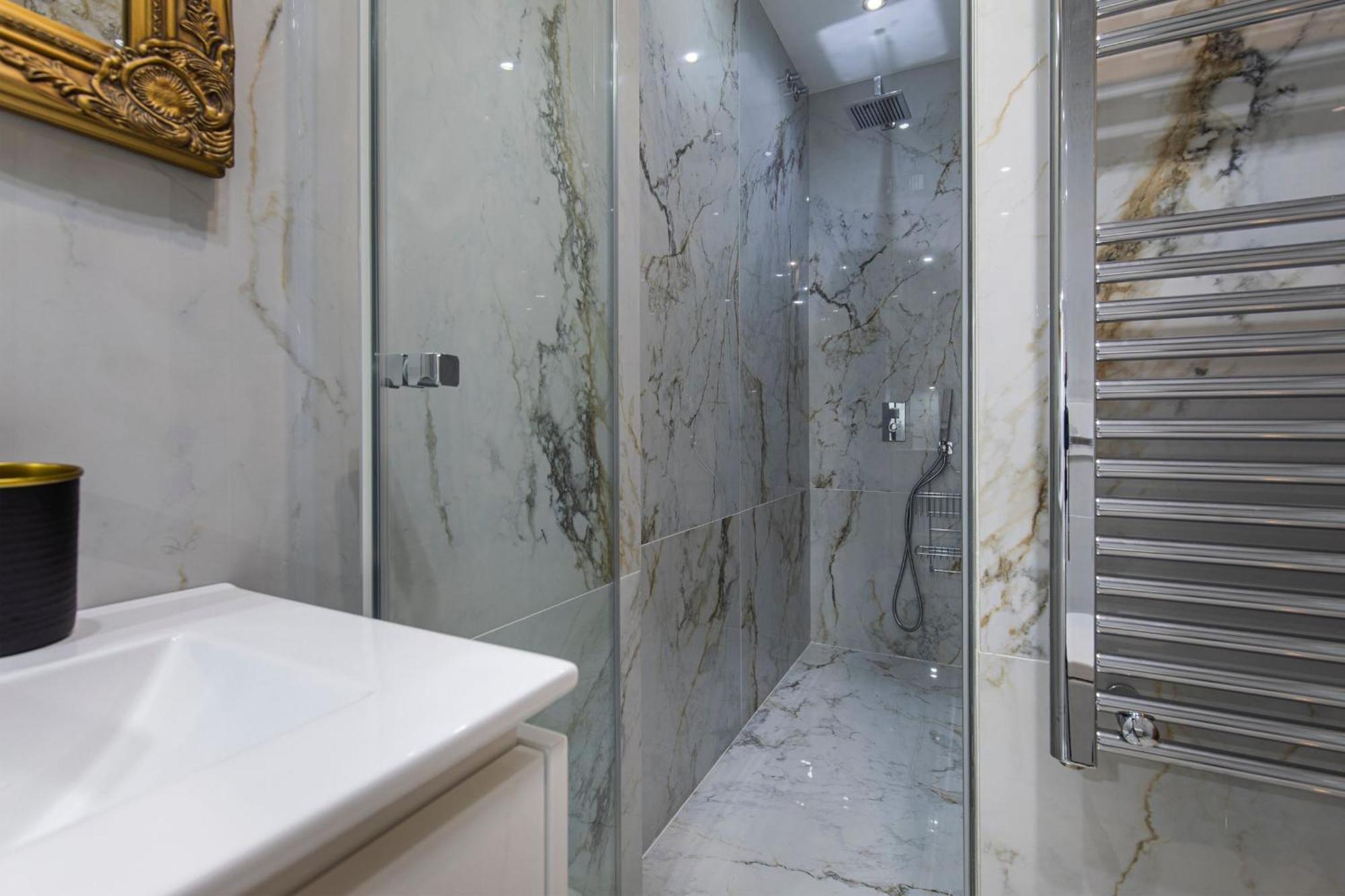Deluxe 2Bdr Apartment In Carcavelos By Lovelystay Buitenkant foto